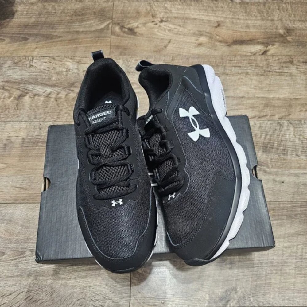 Under Armour Charged Sneaker Men's 11 Extra Wide